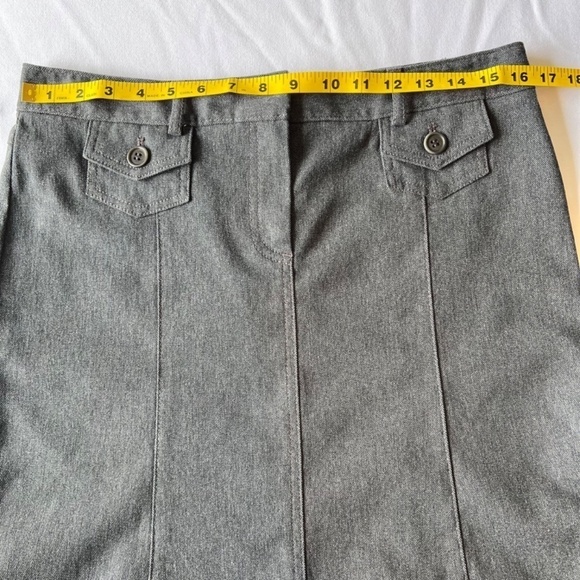 Theory fit flare denim skirt - Picture 4 of 8